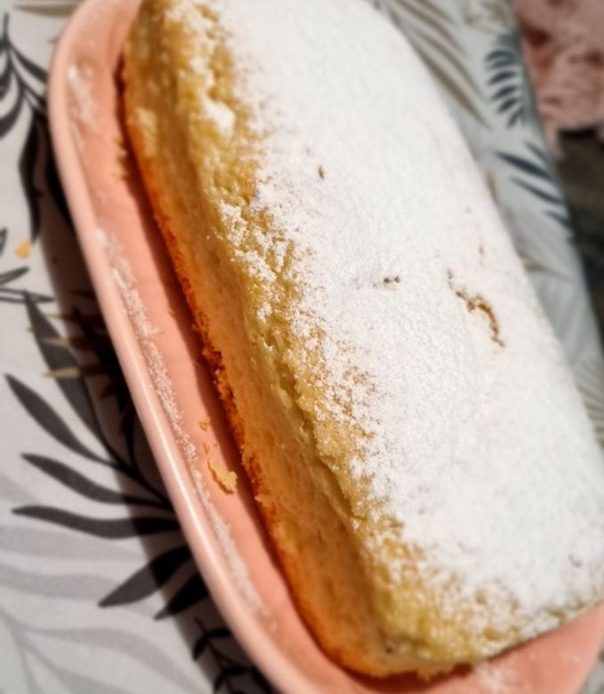 Una foto de Budín de limón 🍋