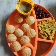 Pani puri (#holi2020) A picture of Pani puri (#holi2020).