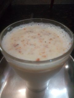 मसाला पाउडर दूध (Masala powder doodh recipe in Hindi) रेसिपी मुख्य फोटो