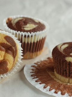 A picture of Marble Chiffon Cupcake.