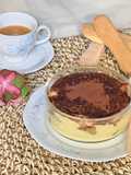 Tiramisù al caffè e latte caldo