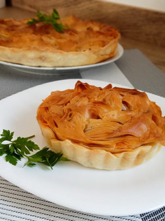 Una foto de Pastel de carne típico murciano
