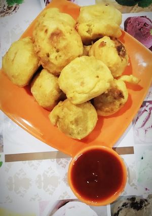 બટાકા વડા (Bataka Vada Recipe In Gujarati) રેસીપી મુખ્ય ફોટો