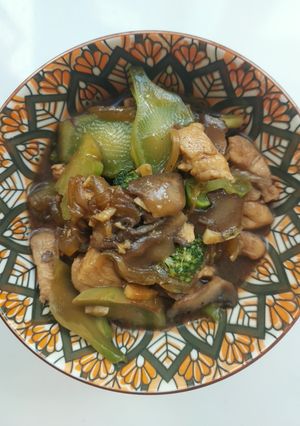 Foto resep Cah Brokoli Ayam Jamur