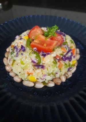 A picture of Broken wheat Vegetable upma.