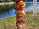 Frigărui de pui și legume
