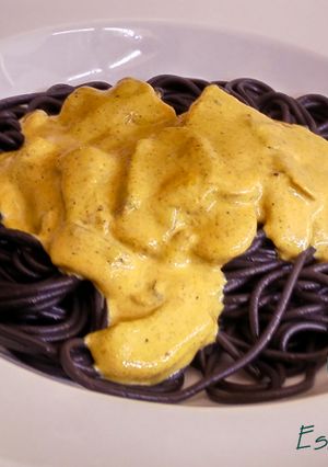 Foto principal de Salsa de Curry y Champiñones para pasta