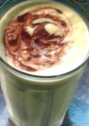 A picture of Almond Date Shake.