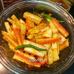 Instant Carrot Raddish Pickle A picture of Instant Carrot Raddish Pickle.