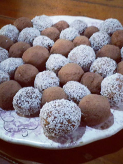 Una foto de Trufas de dulce de leche