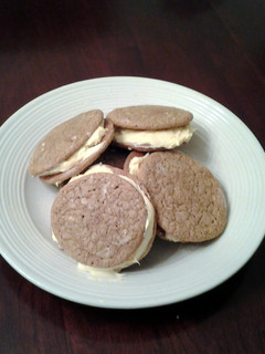 A picture of Gingerbread Whoppie Pies.