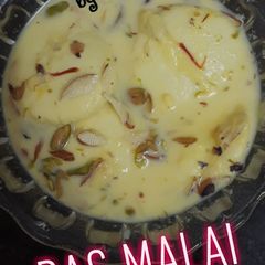 A picture of Rasmalai.
