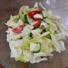 A picture of Refreshing salad.