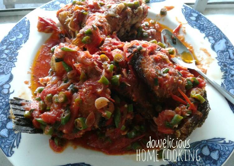 Bumbu Ikan gabus tumis andaliman | Bahan Membuat Ikan gabus tumis andaliman Yang Menggugah Selera