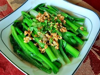 CẢI NGỒNG XÀO TỎI DẦU MÈ