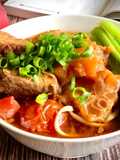 Beef Noodle Soup with Tendon and Tomato