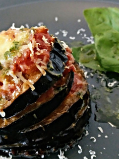 Una foto de Berenjenas a la parmesana