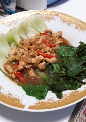 Foto resep Pokcoy Siram Ayam Saus Tiram