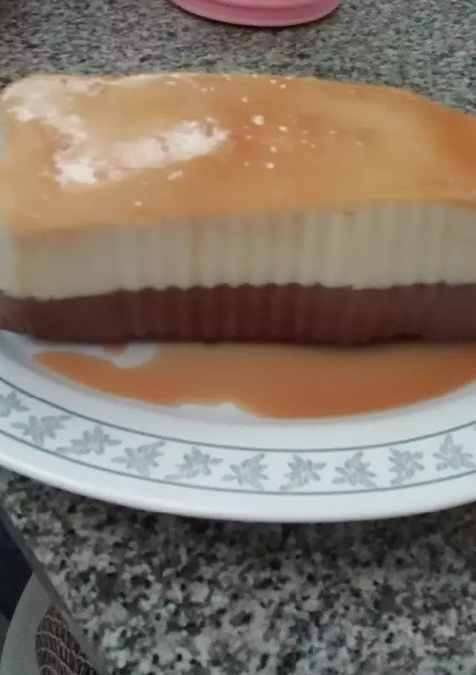 Una foto de Flan dos chocolates rápido sin horno