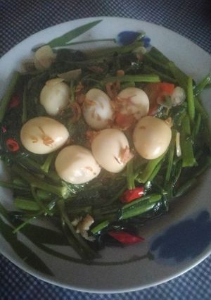 Foto resep Tumis Kangkung Telur Puyuh