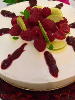 Foto di Cheesecake allo yogurt e lamponi