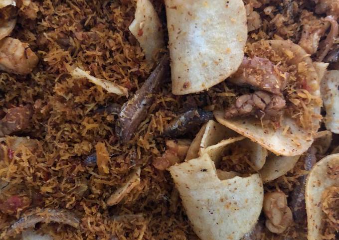 Wajib coba! Bagaimana cara buat Serundeng Teri Tempe Kripik yang enak