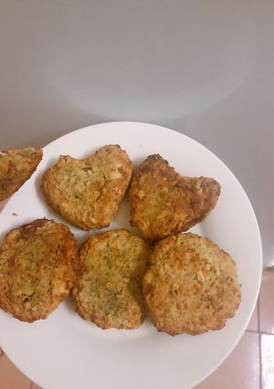 Hình của món Bánh yến mạch khoai lang mix hạt chia.
