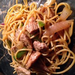 A picture of Pork & Noodle Stir Fry.