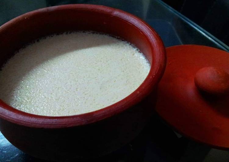 Misti Doi (homemade sweet caramelised curd)