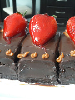Una foto de Torta húmeda de chocolate
