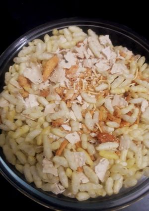 પાપડ ચેવડો (Papad Chevdo Recipe in Gujarati) રેસીપી મુખ્ય ફોટો