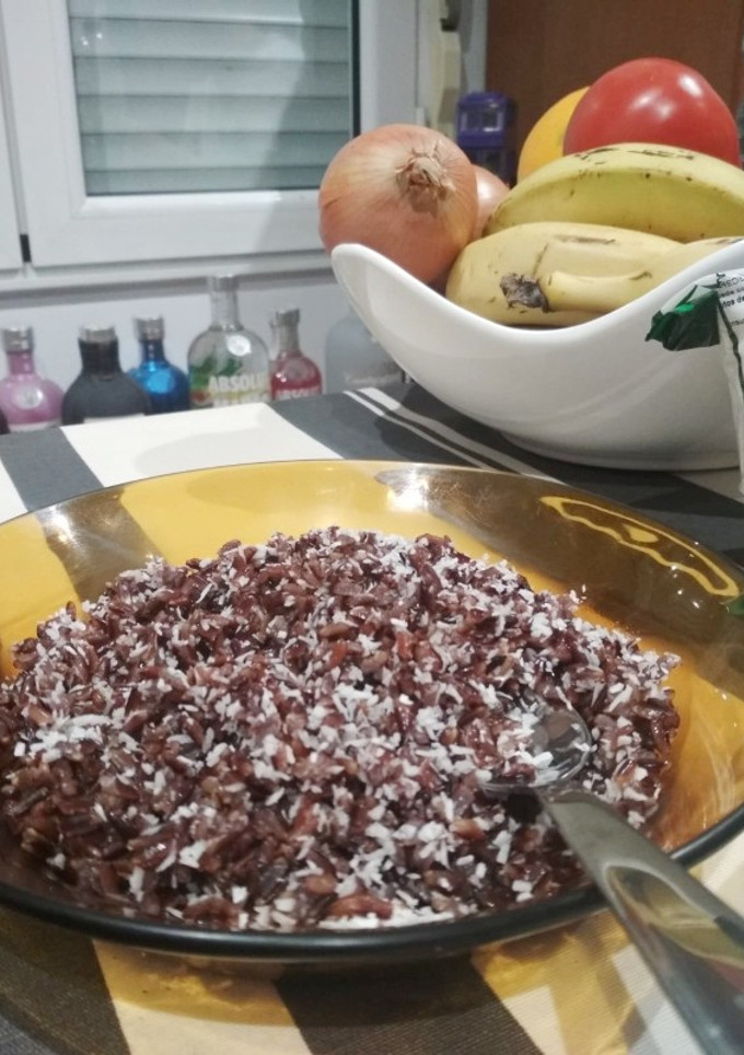 Una foto de Postre indio de 4 ingredientes - Negro arroz japonica