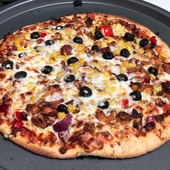 A picture of Panner Tikka Pizza.
