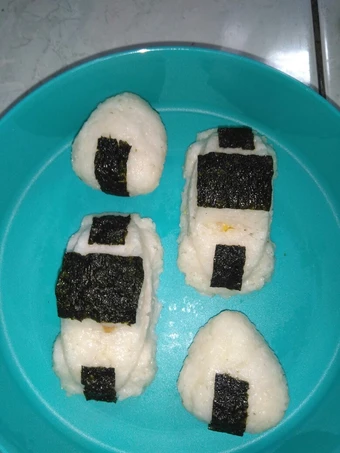 Cara Mudah Membikin Resep  Onigiri Praktis yang Bisa Manjain Lidah, Bisa Manjain Lidah