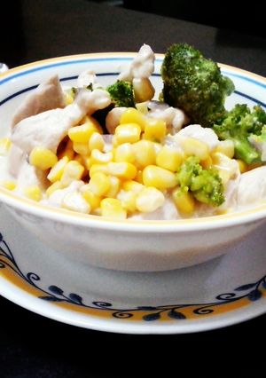 A picture of Creamy Chicken and Corn Stew with Broccoli.