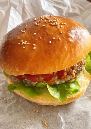 A picture of Fluffy! Kid-Friendly Hamburger Buns.