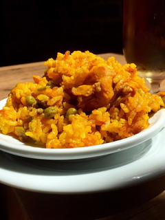 Una foto de Paella en cacerola