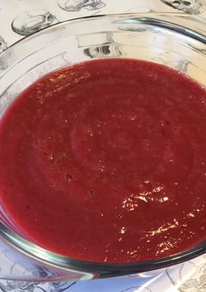 Une photo de Compote de pêches de vigne à l'orange sanguine