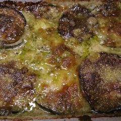 A picture of Pesto parmigiana.