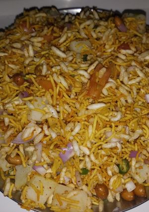 A picture of Spicy bhel#streetfood.