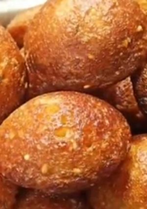 உன்னியப்பம் (Unniappam recipe in tamil) செய்முறை முக்கிய புகைப்படம்