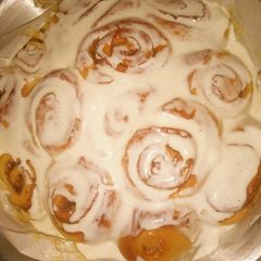 A picture of Spongy Cinnamon Rolls.