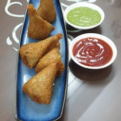 A picture of Whole Wheat Bread Samosas.