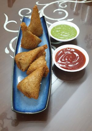 A picture of Whole Wheat Bread Samosas.