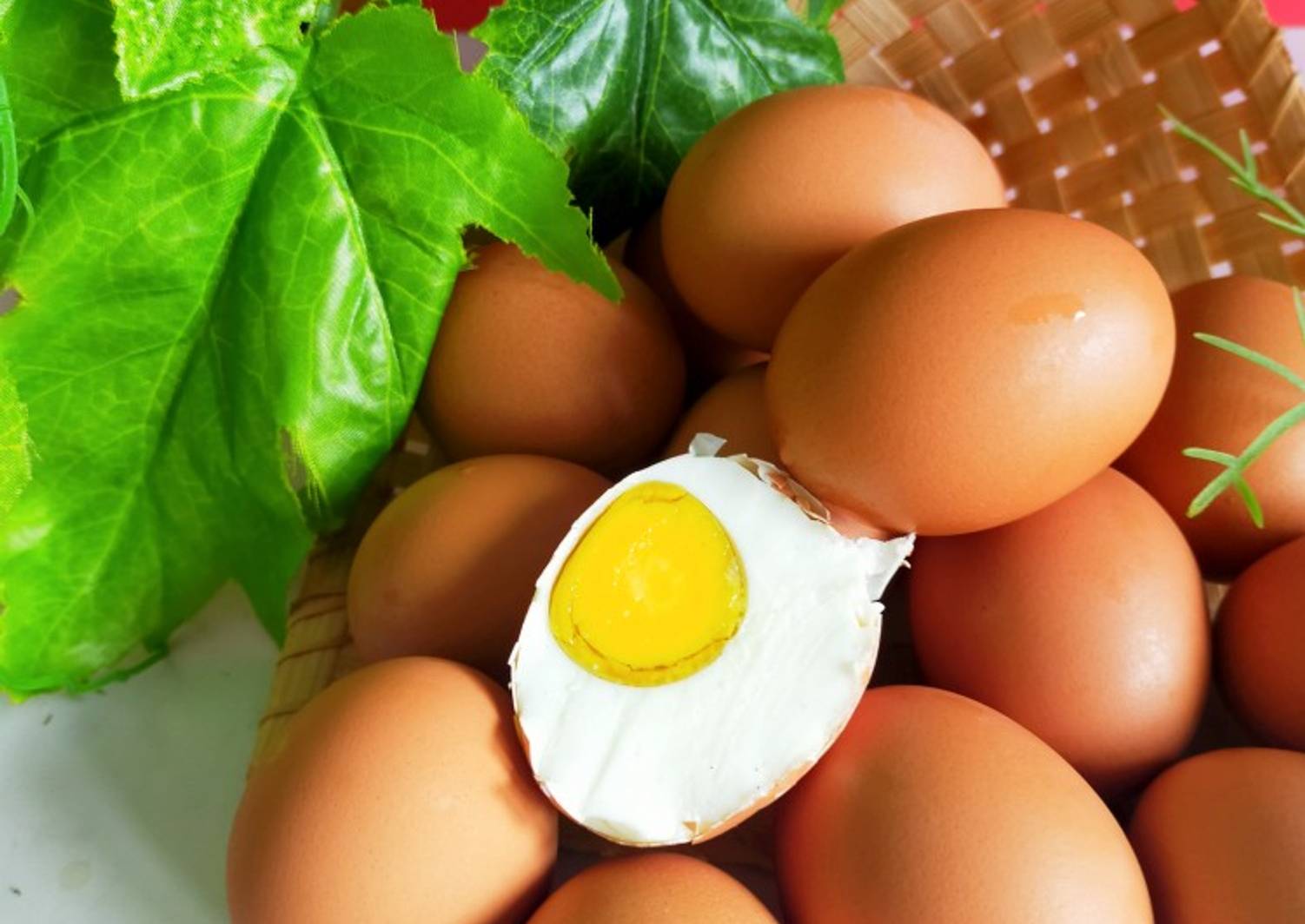 Resep Telur asin ayam ras oleh Chiensyn Kuliner - Cookpad