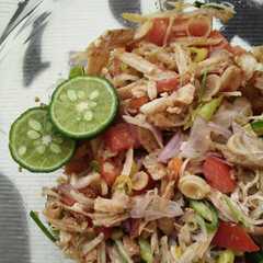 รูปของ Ayam Suwir Sambal Matah