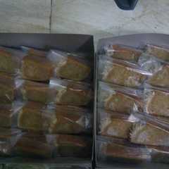A picture of Cake pisang raja.