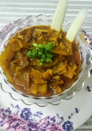 कैरीचा मेथांबा (kairicha methamba recipe in marathi) रेसिपी चे मुख्य फोटो 