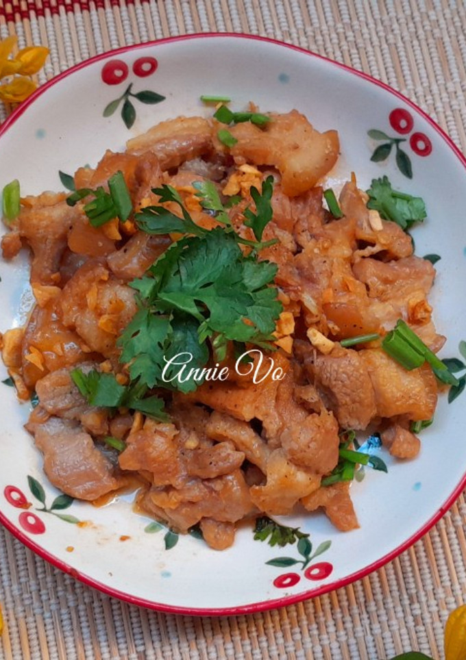 Hình của món Thịt ba rọi rang nước mắm.