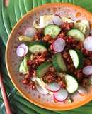 Salad Thịt Băm Rang Tương Cà